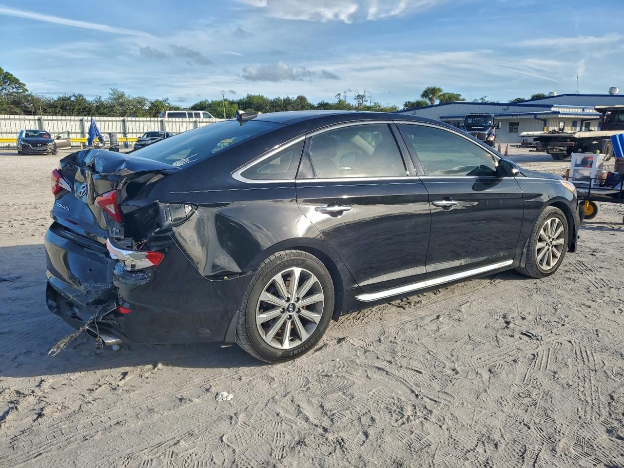 2016 HYUNDAI SONATA SPORT photo 3