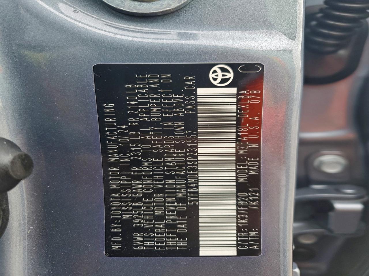 2025 TOYOTA COROLLA LE photo 12