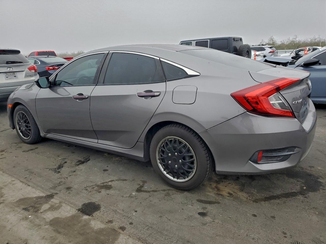 2016 HONDA CIVIC LX photo 2