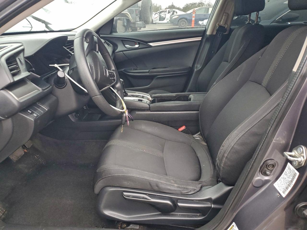 2016 HONDA CIVIC LX photo 7
