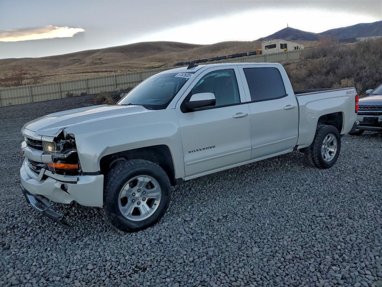 2017 CHEVROLET SILVERADO
