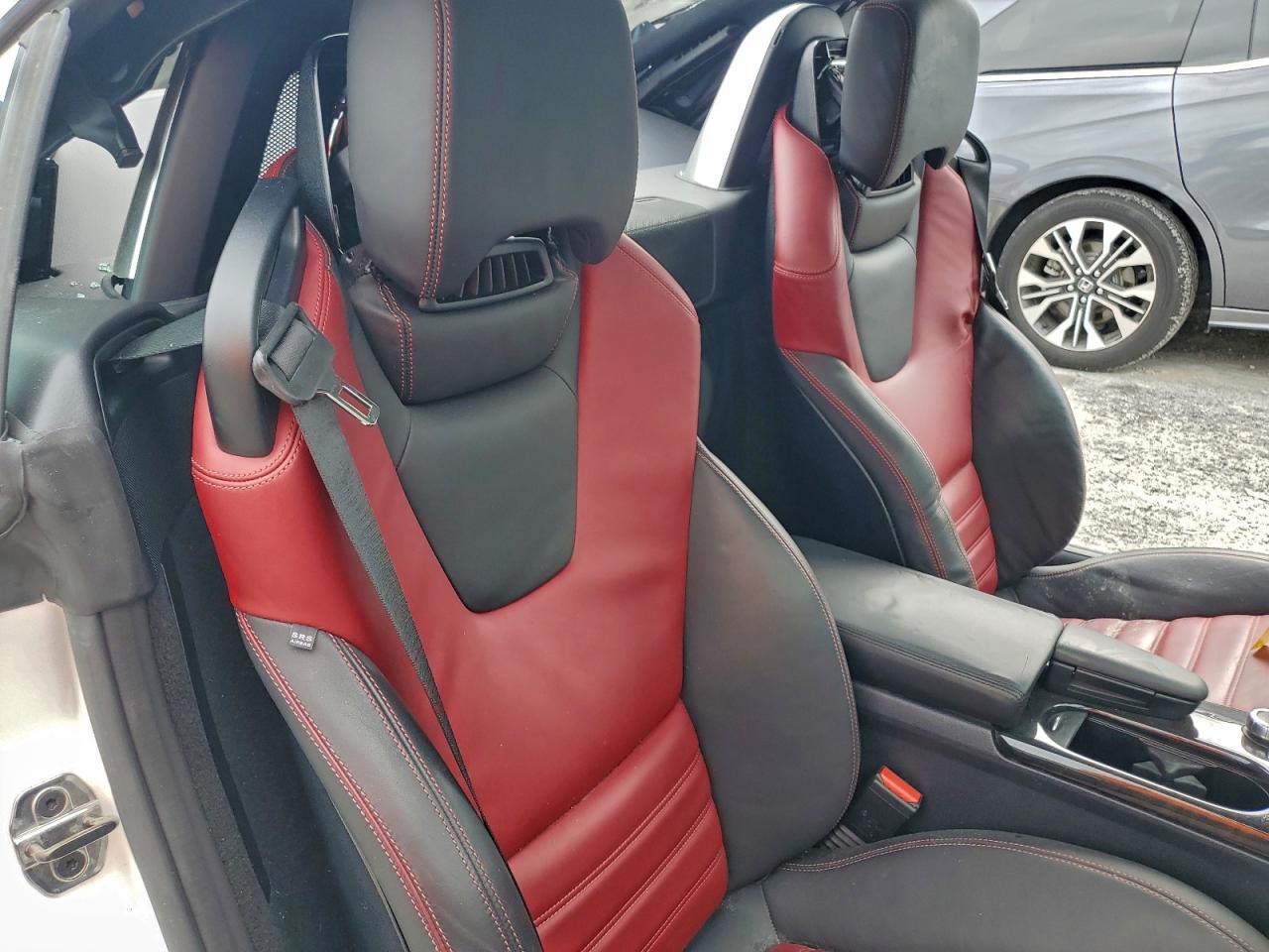 2017 MERCEDES-BENZ SLC 300 photo 10