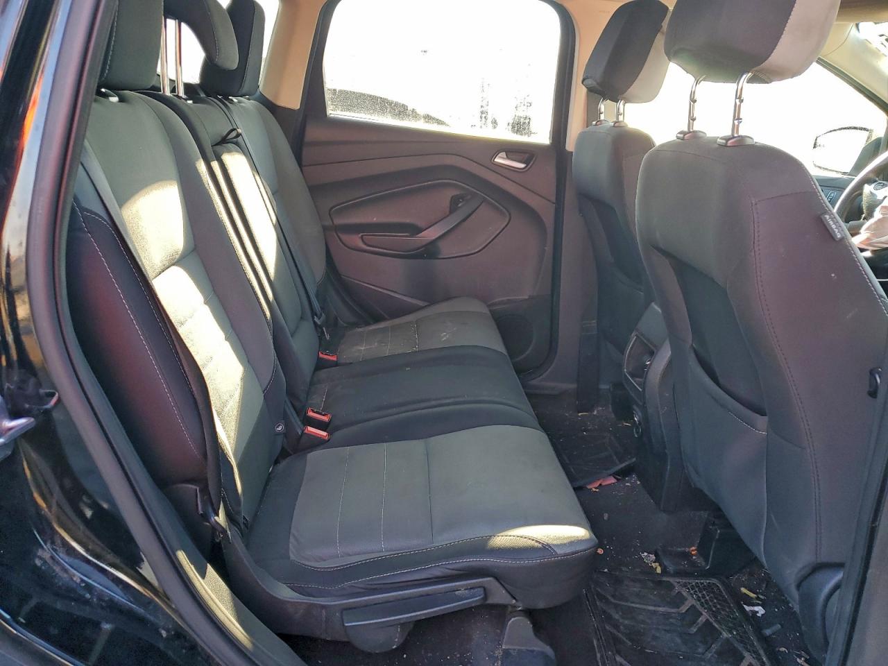 2016 FORD ESCAPE SE photo 10