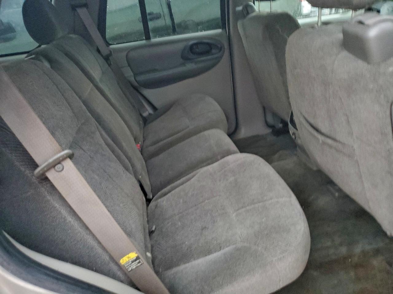 2004 CHEVROLET TRAILBLAZER LS photo 11