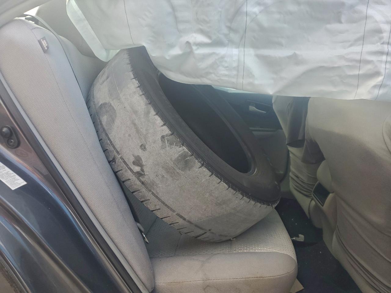 2012 TOYOTA CAMRY BASE photo 10