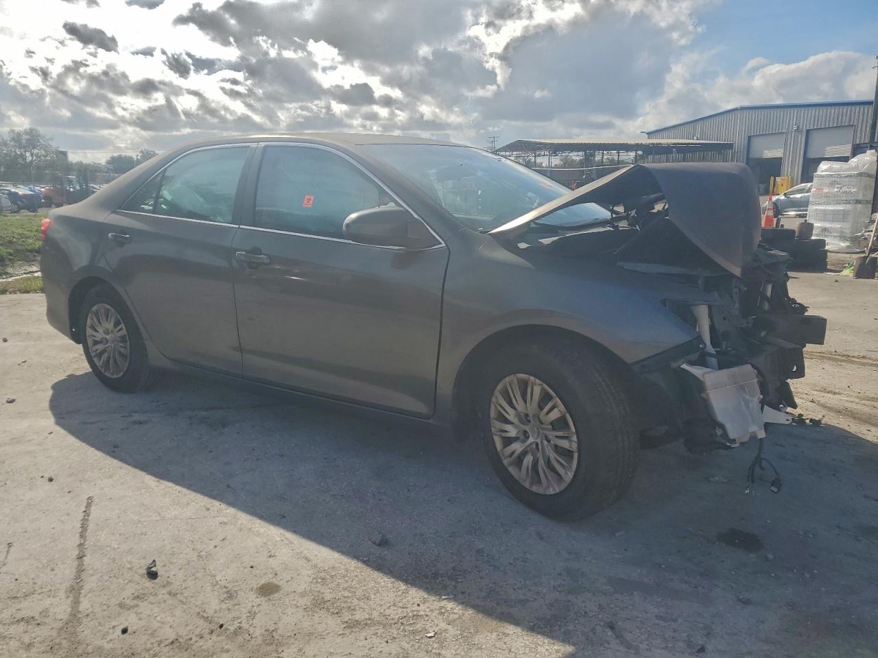 2012 TOYOTA CAMRY BASE photo 4