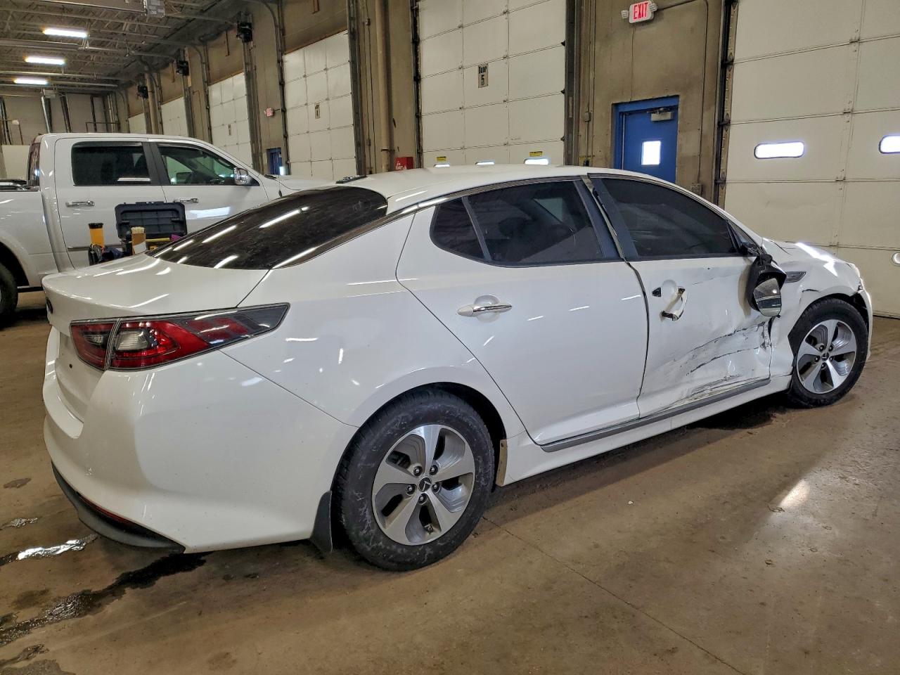 2015 KIA OPTIMA HYBRID photo 3