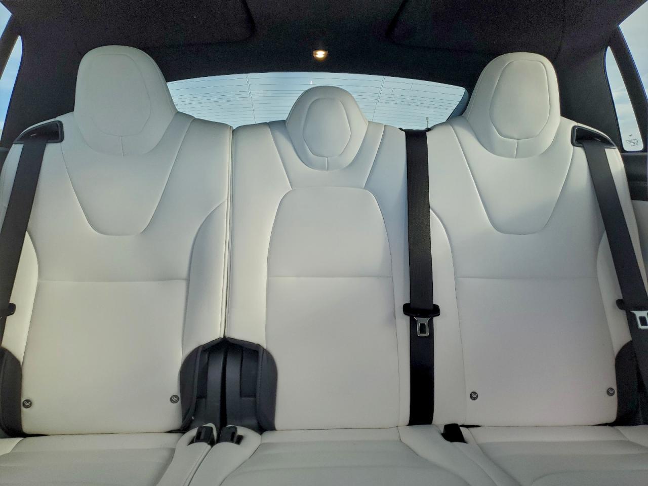 2018 TESLA MODEL X photo 10
