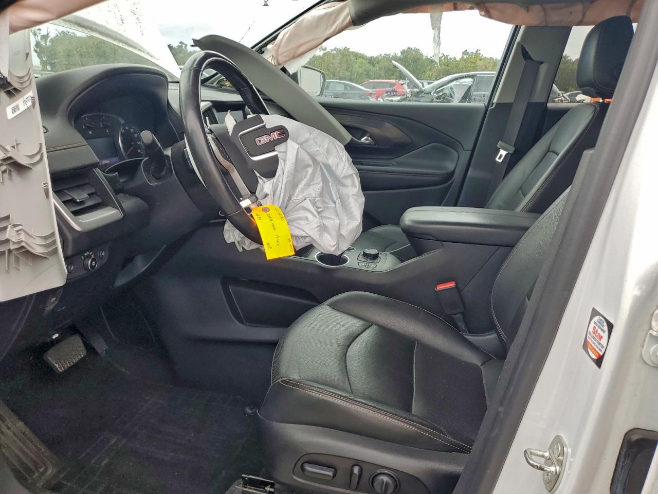 2019 GMC TERRAIN SLT photo 7