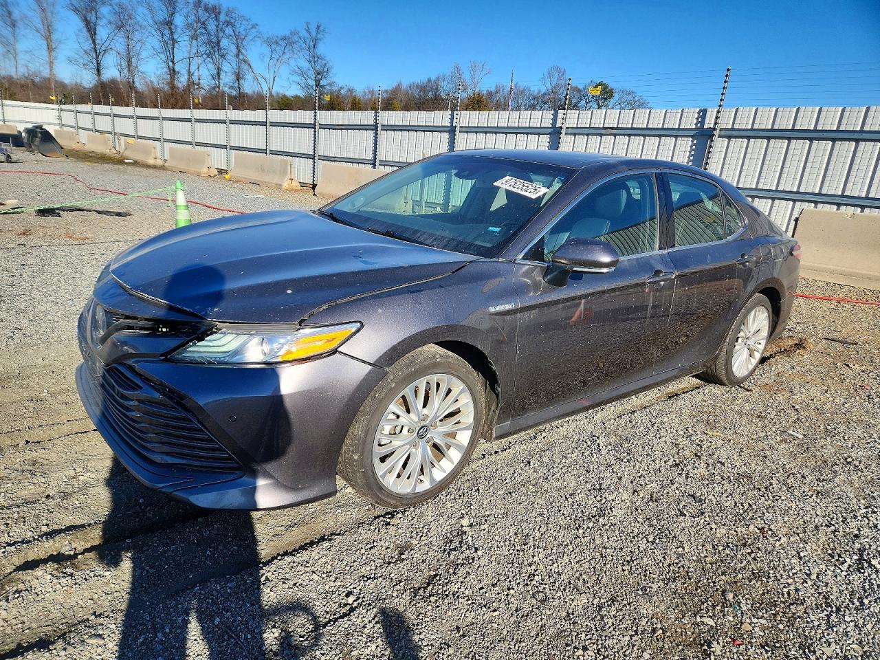 2018 TOYOTA CAMRY