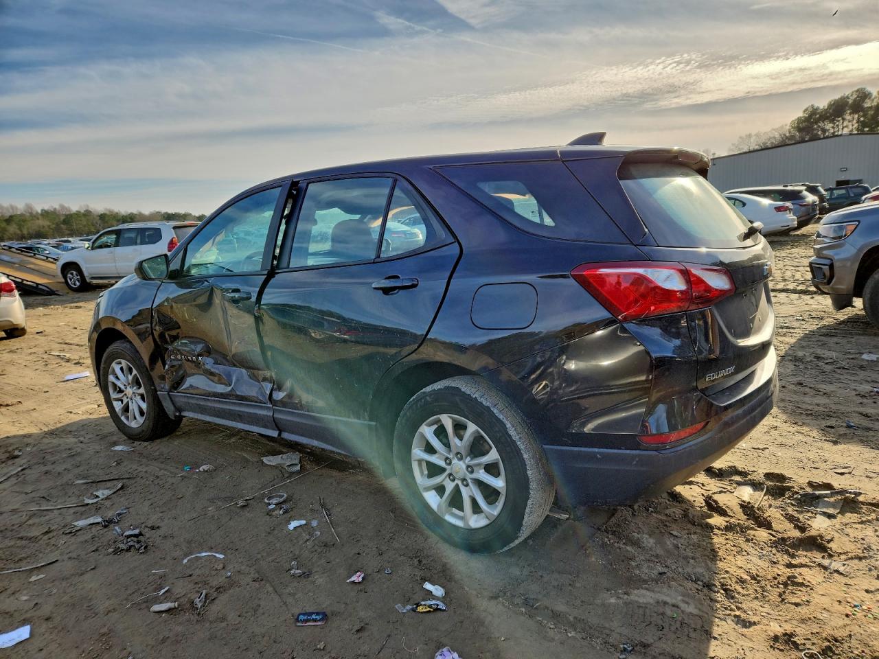 2020 CHEVROLET EQUINOX LS photo 2