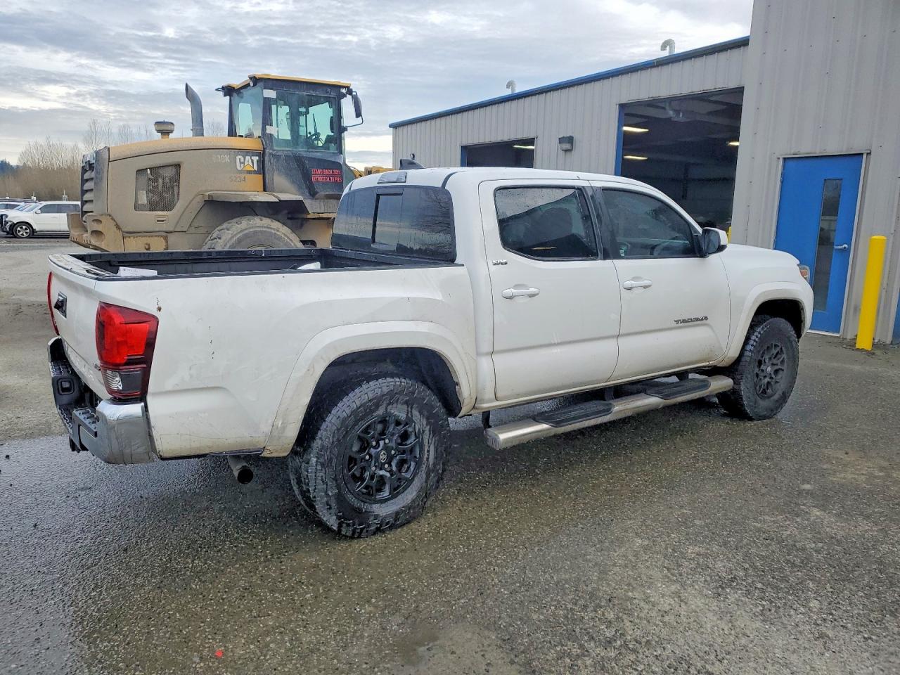 2021 TOYOTA TACOMA DOUBLE CAB photo 3