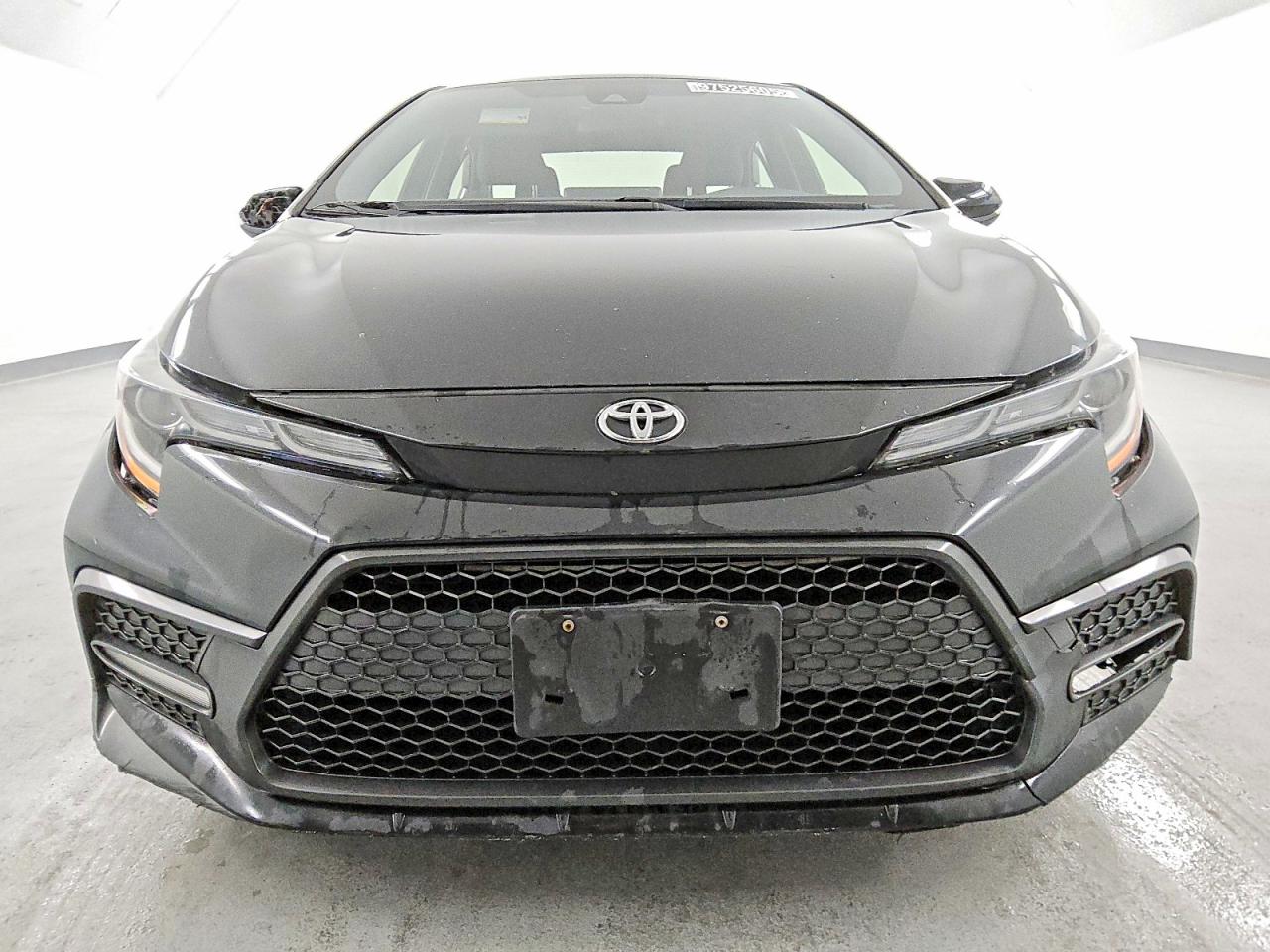 2020 TOYOTA COROLLA SE photo 5