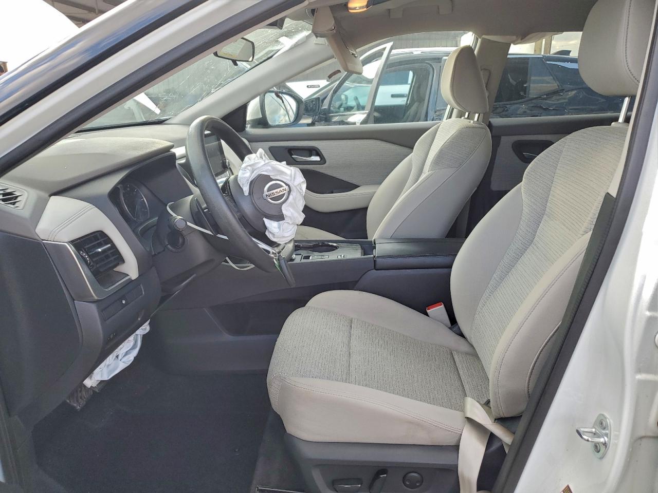 2021 NISSAN ROGUE SV photo 7
