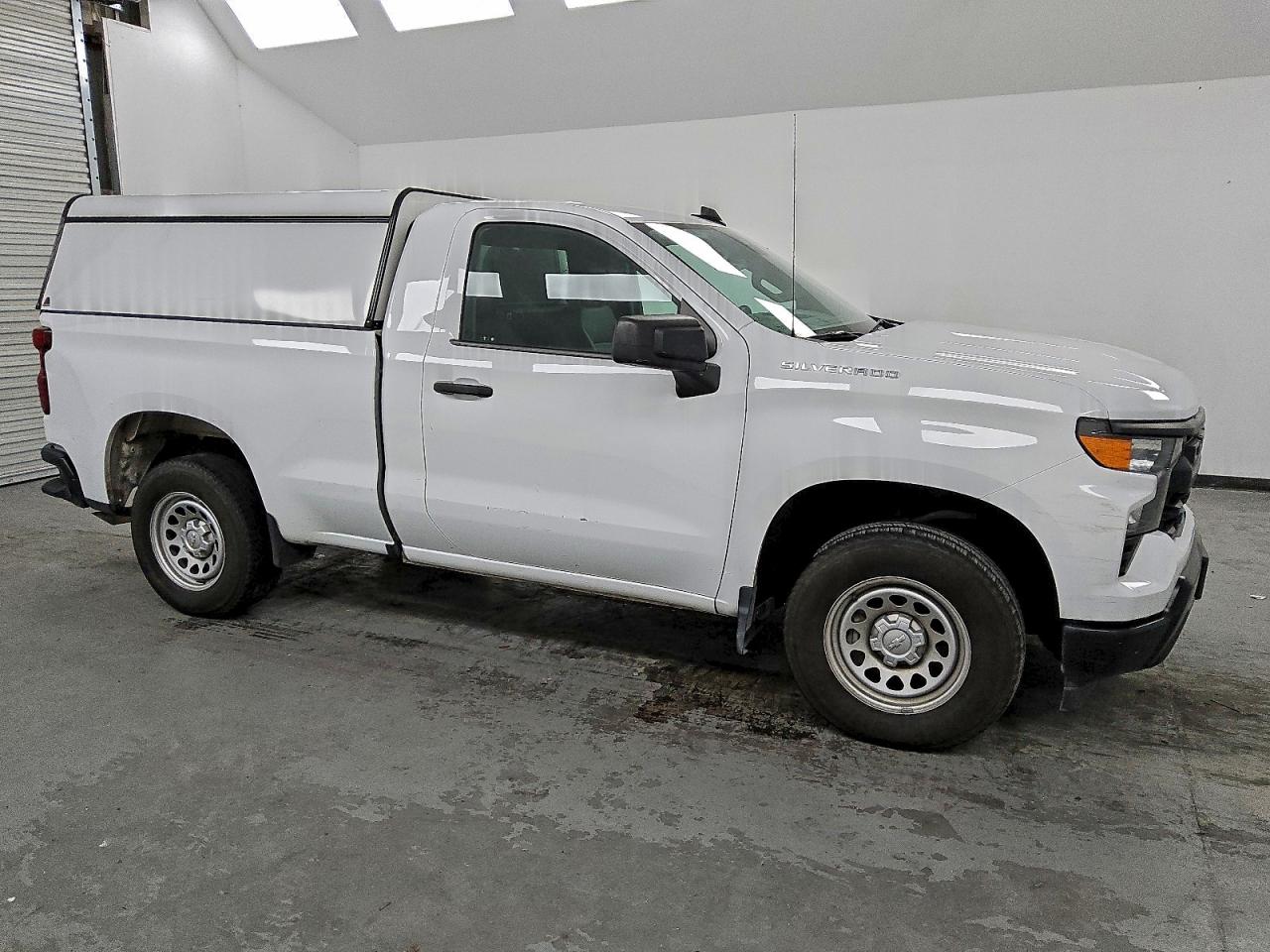 2023 CHEVROLET SILVERADO C1500 photo 4