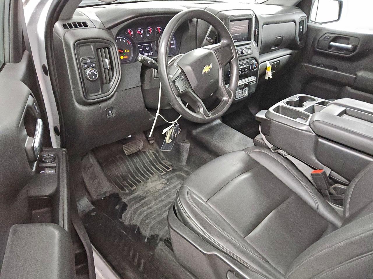 2023 CHEVROLET SILVERADO C1500 photo 8