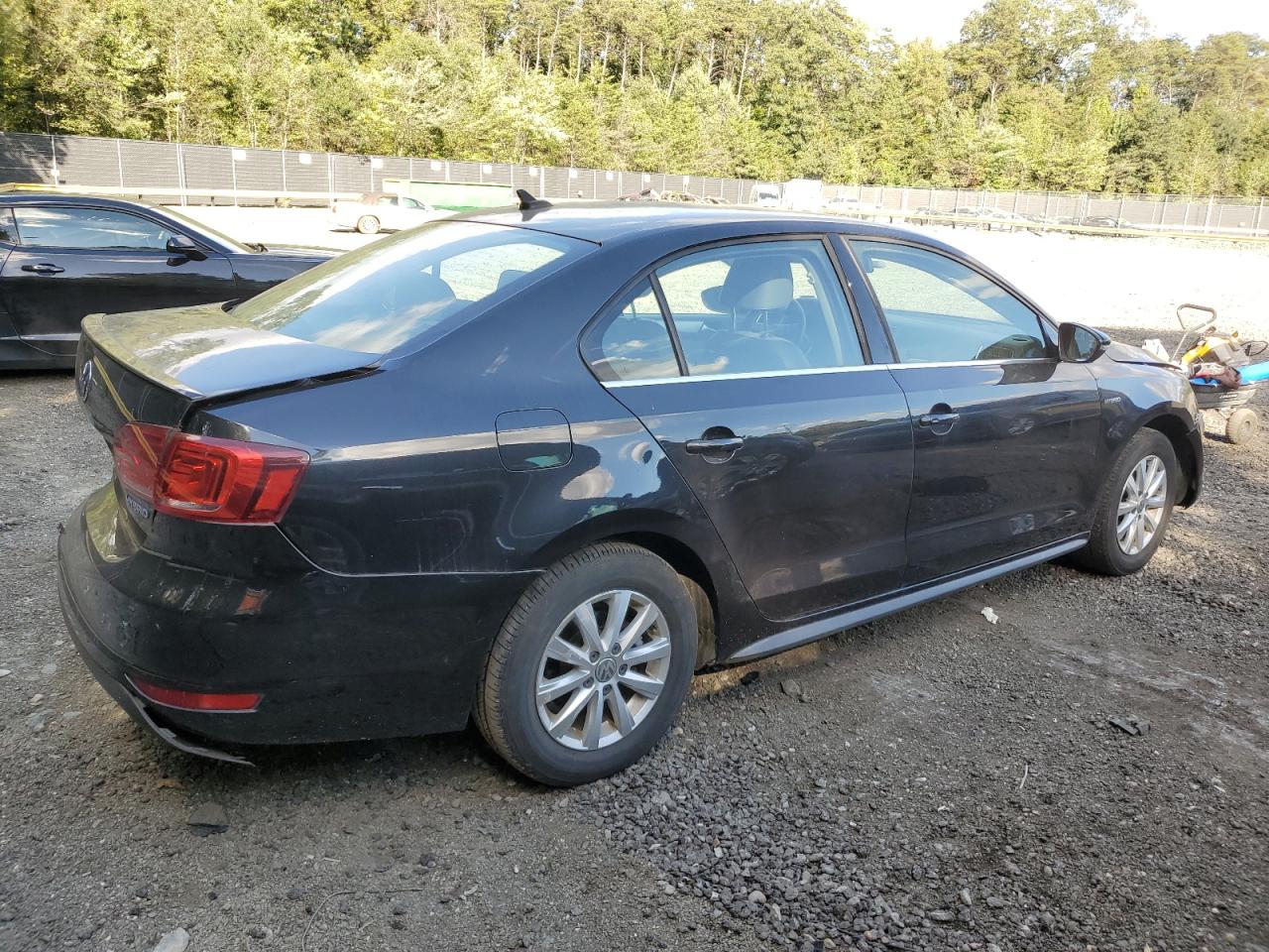 2014 VOLKSWAGEN JETTA HYBRID photo 3