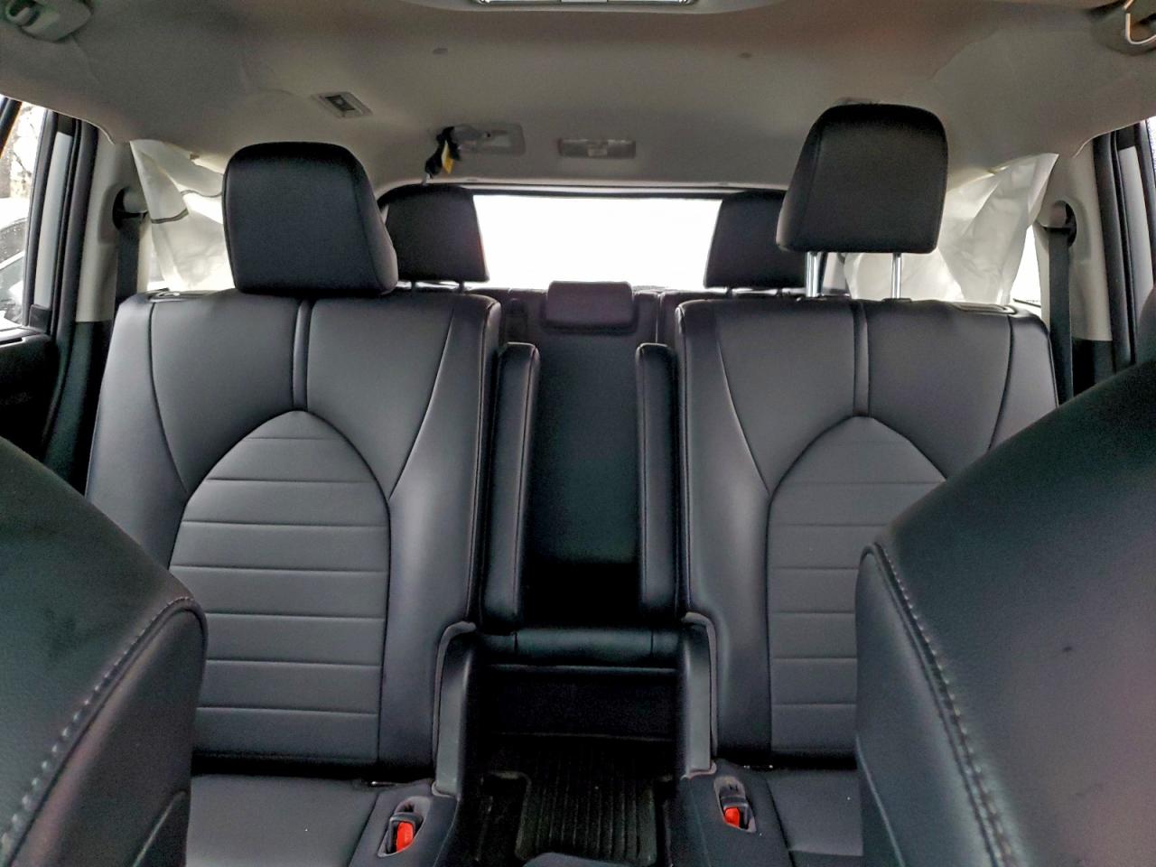 2020 TOYOTA HIGHLANDER XLE photo 10