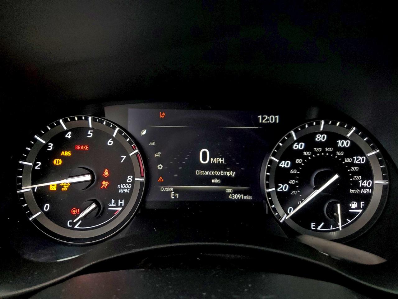 2020 TOYOTA HIGHLANDER XLE photo 9