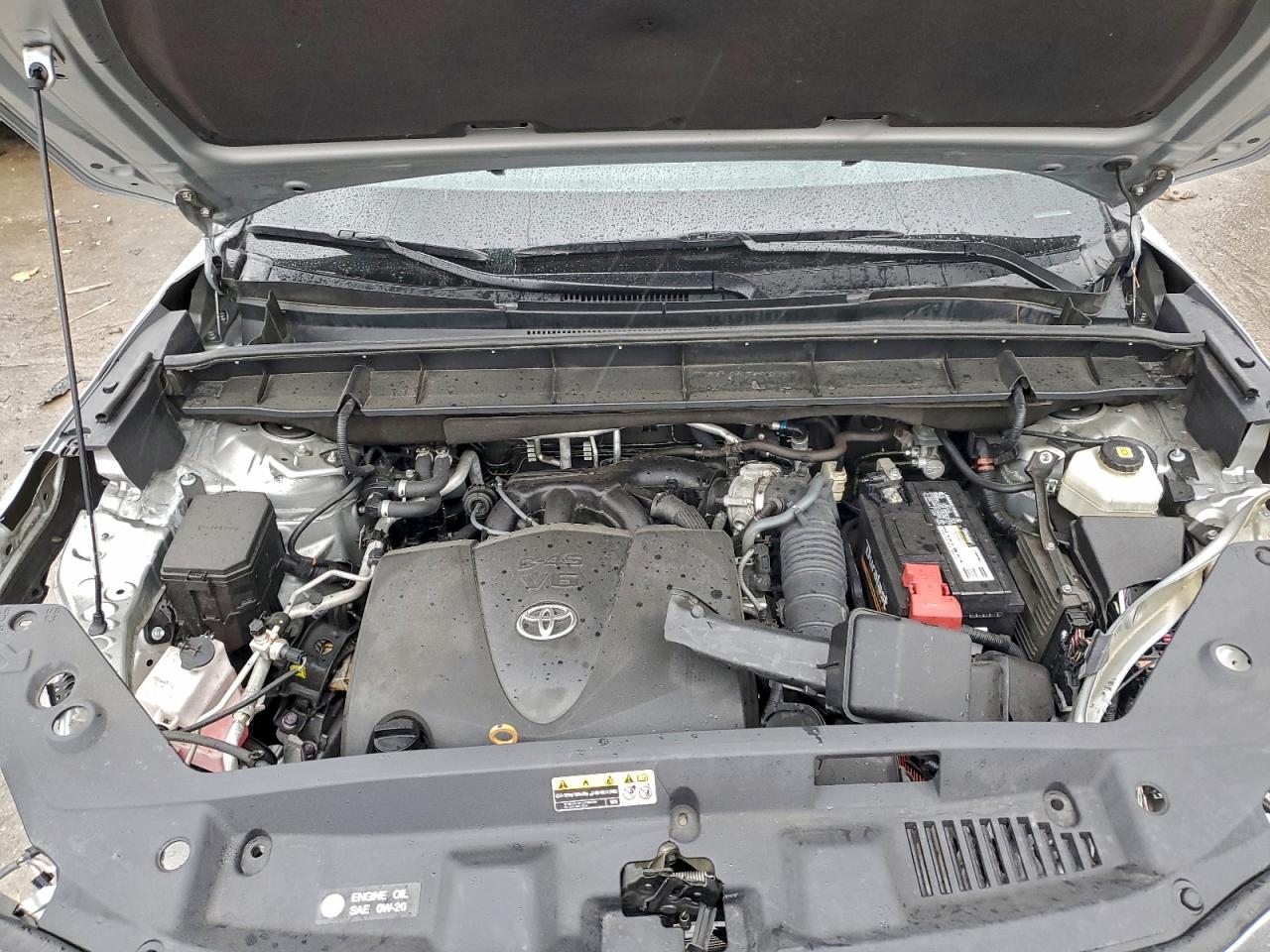 2020 TOYOTA HIGHLANDER XLE photo 12