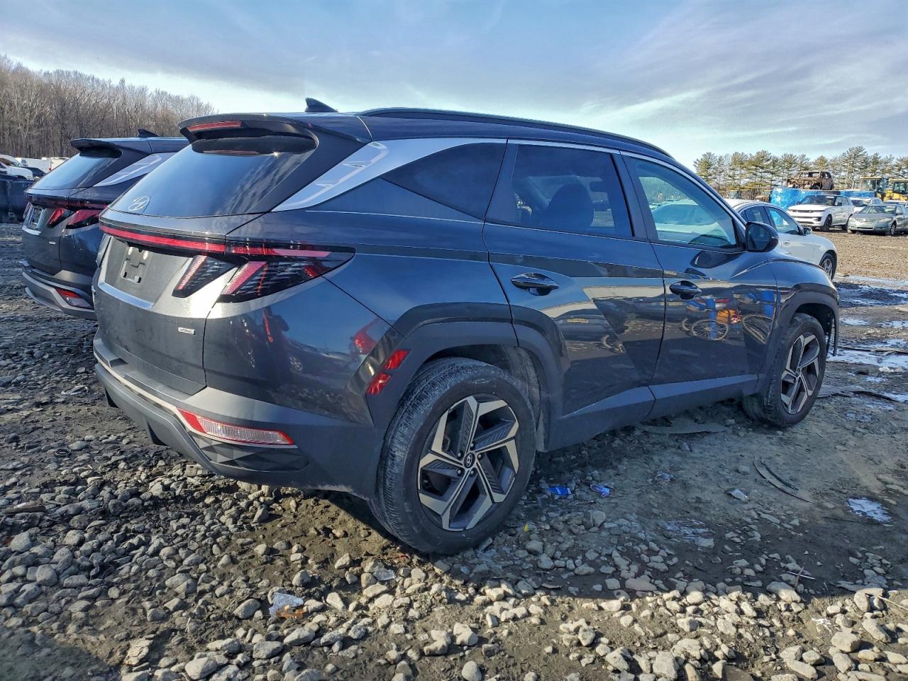 2024 HYUNDAI TUCSON SEL photo 3