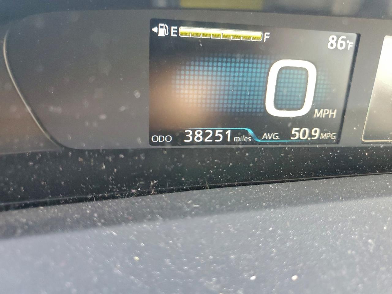 2019 TOYOTA PRIUS photo 9