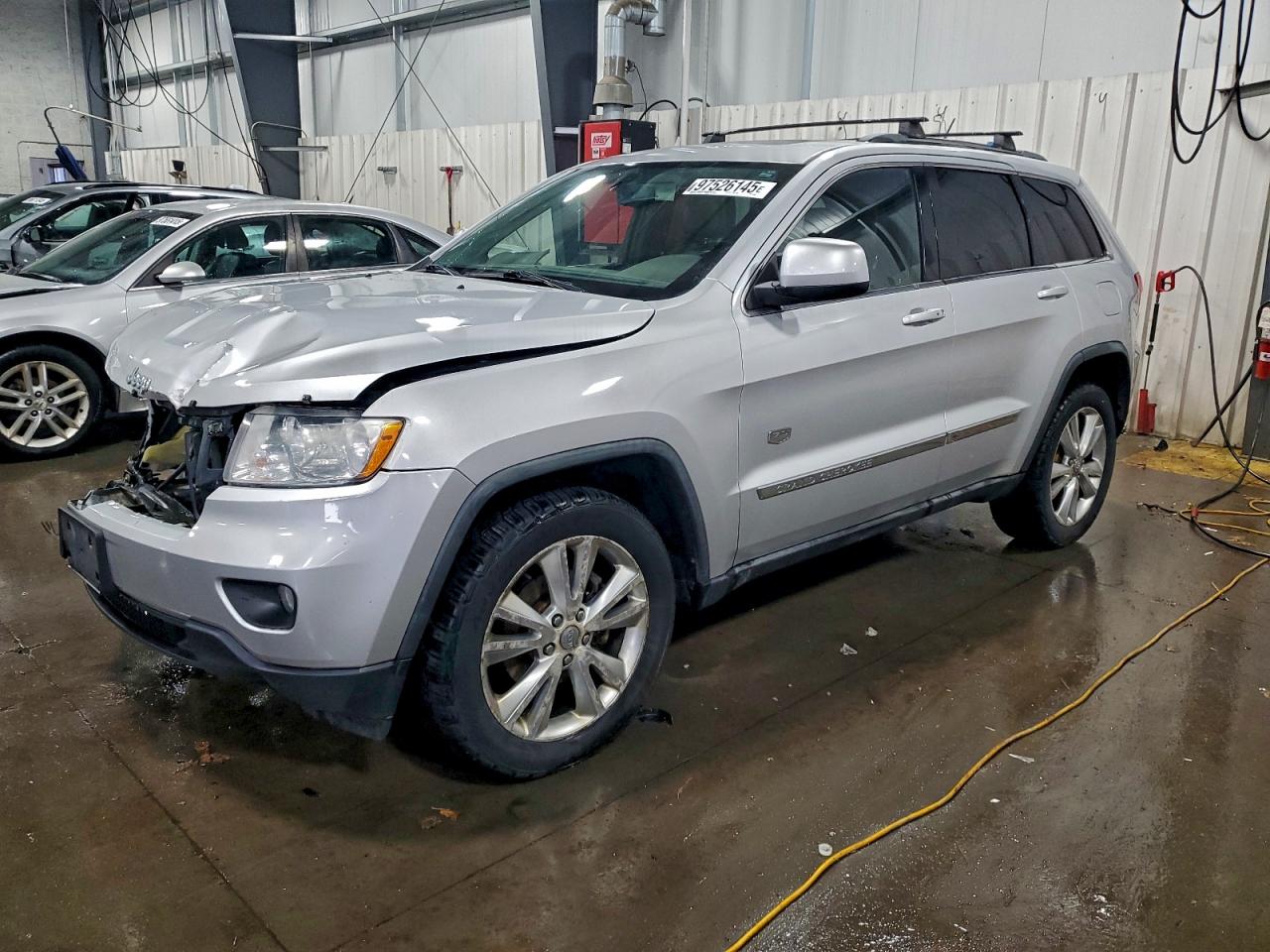 2011 JEEP GRAND CHEROKEE