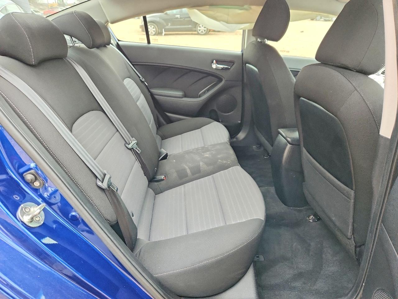 2018 KIA FORTE LX photo 10