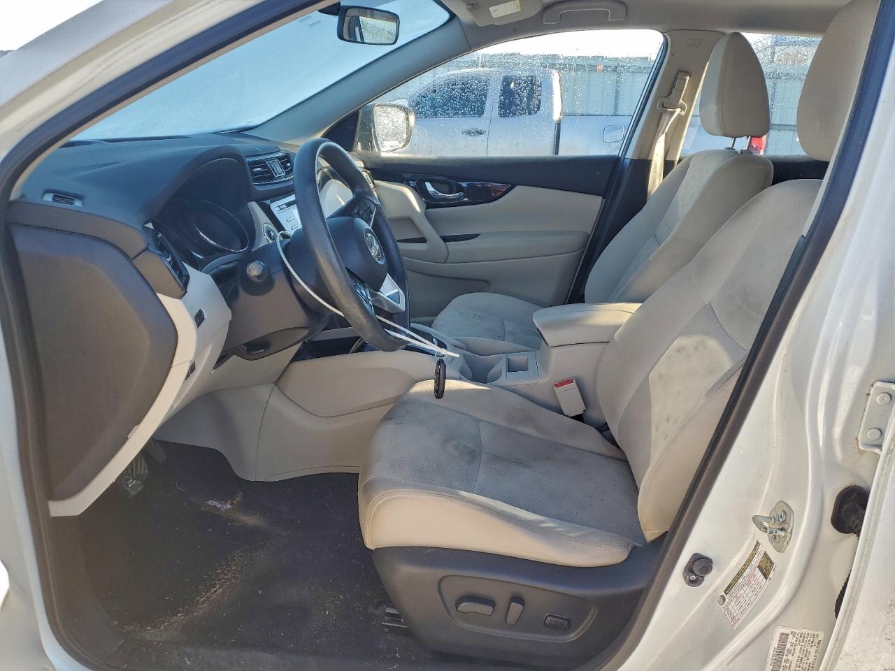 2018 NISSAN ROGUE SPORT S photo 7