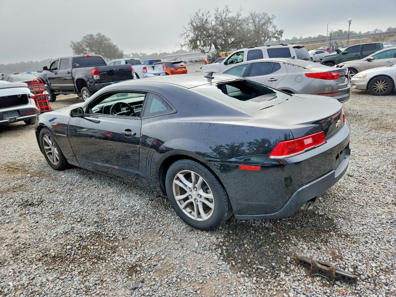 2015 CHEVROLET CAMARO LT photo 2