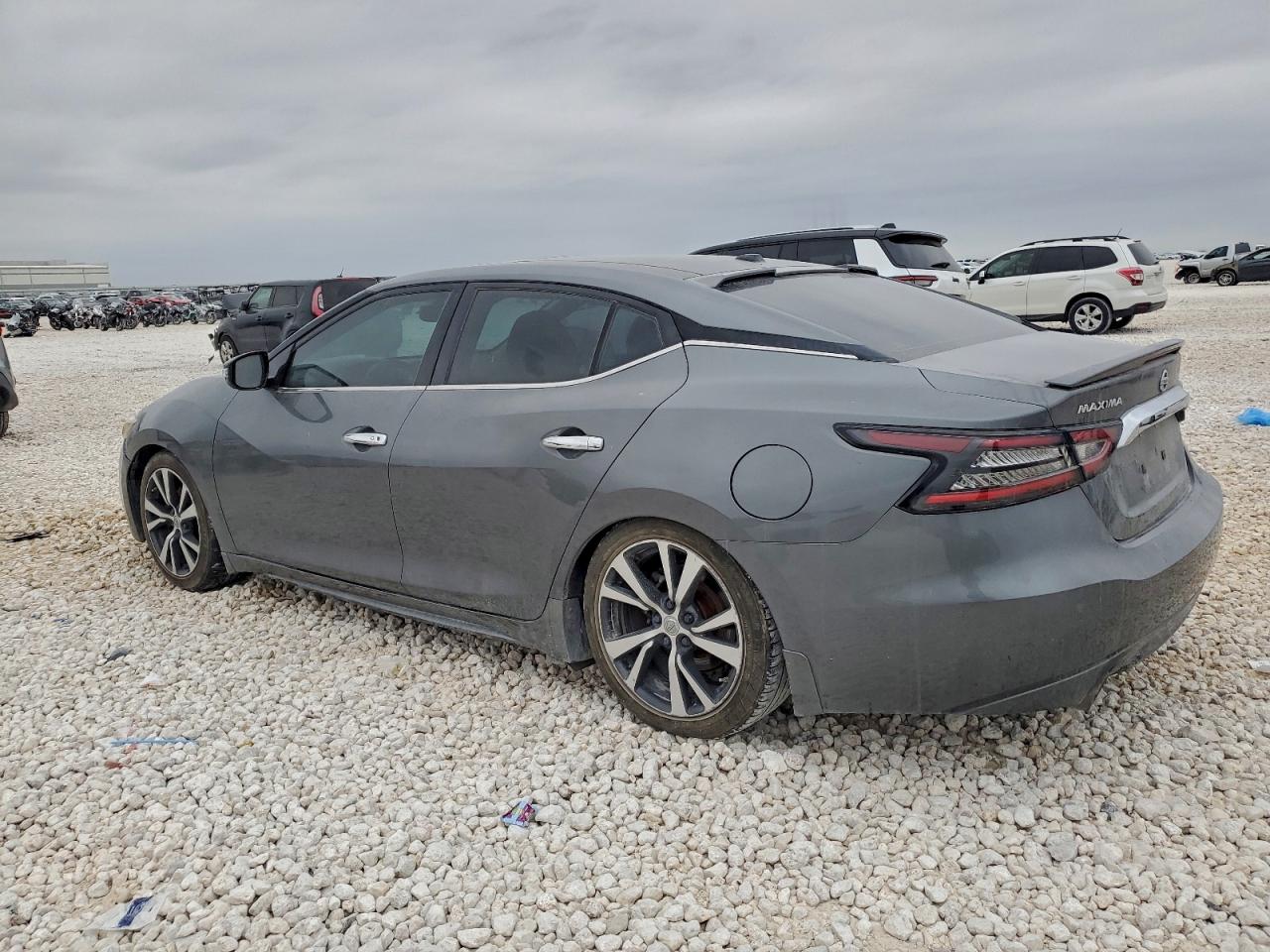 2017 NISSAN MAXIMA 3.5S photo 2