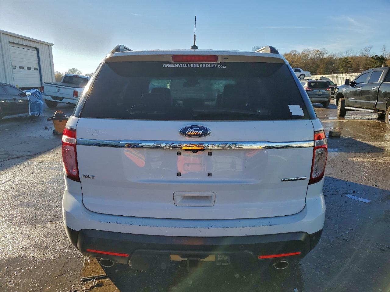 2015 FORD EXPLORER XLT photo 6
