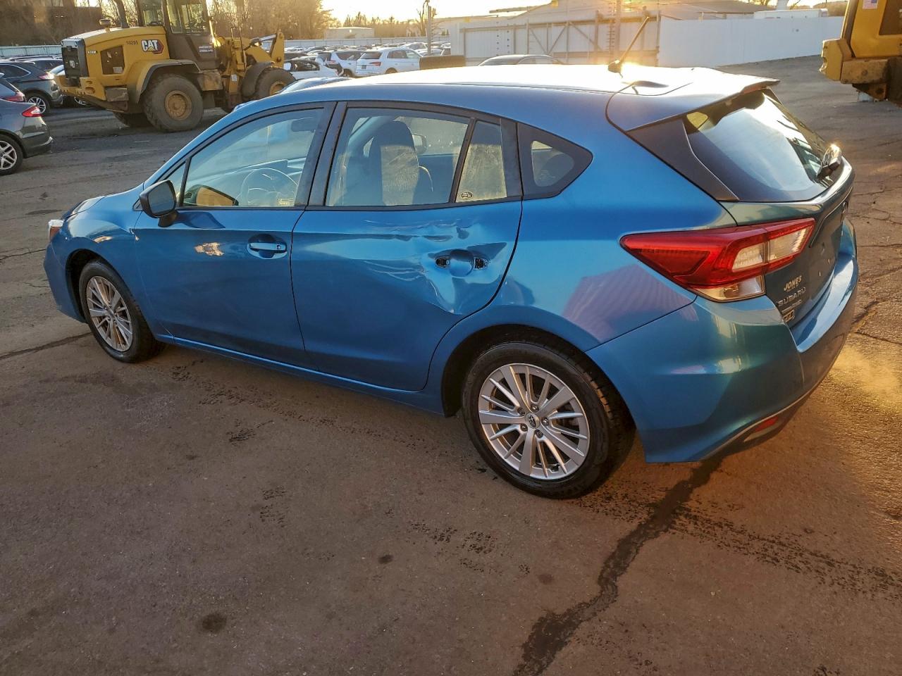 2017 SUBARU IMPREZA photo 2