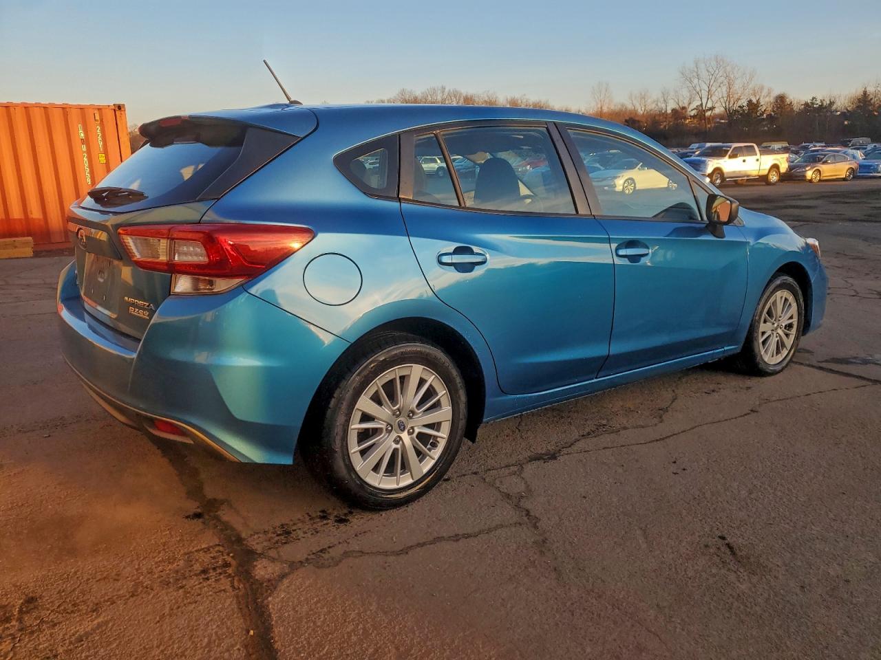 2017 SUBARU IMPREZA photo 3