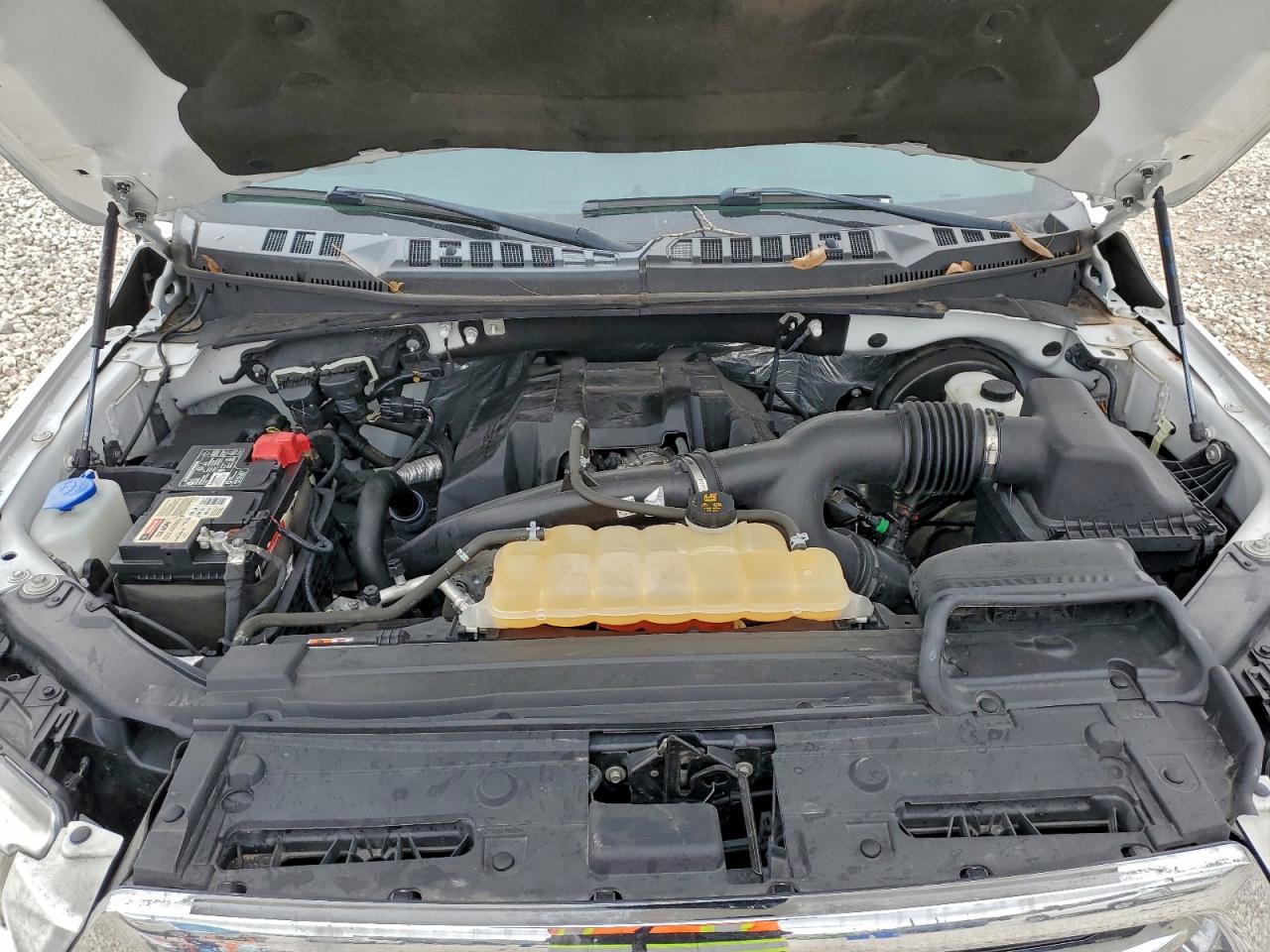 2016 FORD F150 SUPERCREW photo 11