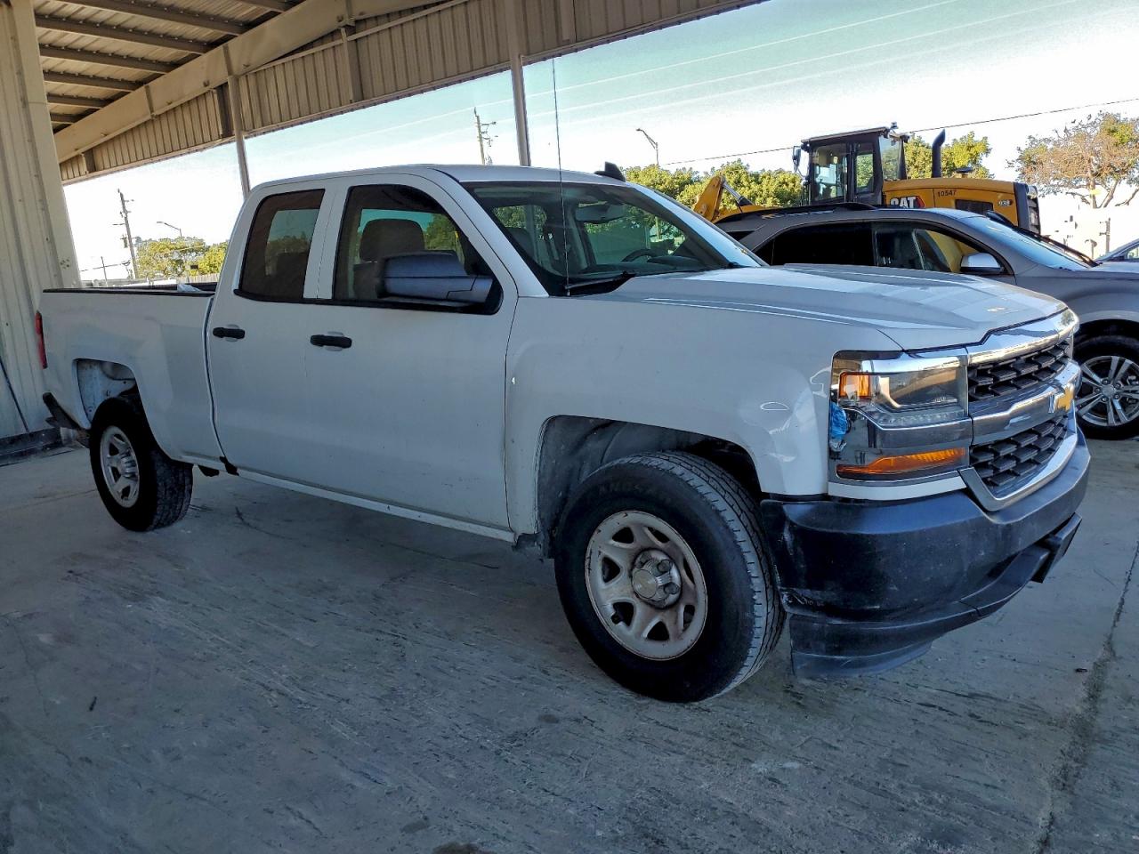 2016 CHEVROLET SILVERADO C1500 photo 4