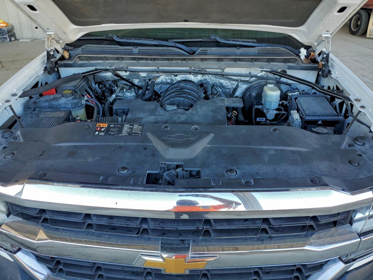 2016 CHEVROLET SILVERADO C1500 photo 11