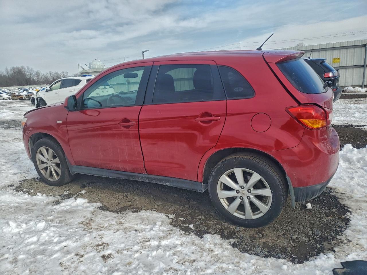 2014 MITSUBISHI OUTLANDER SPORT ES photo 2