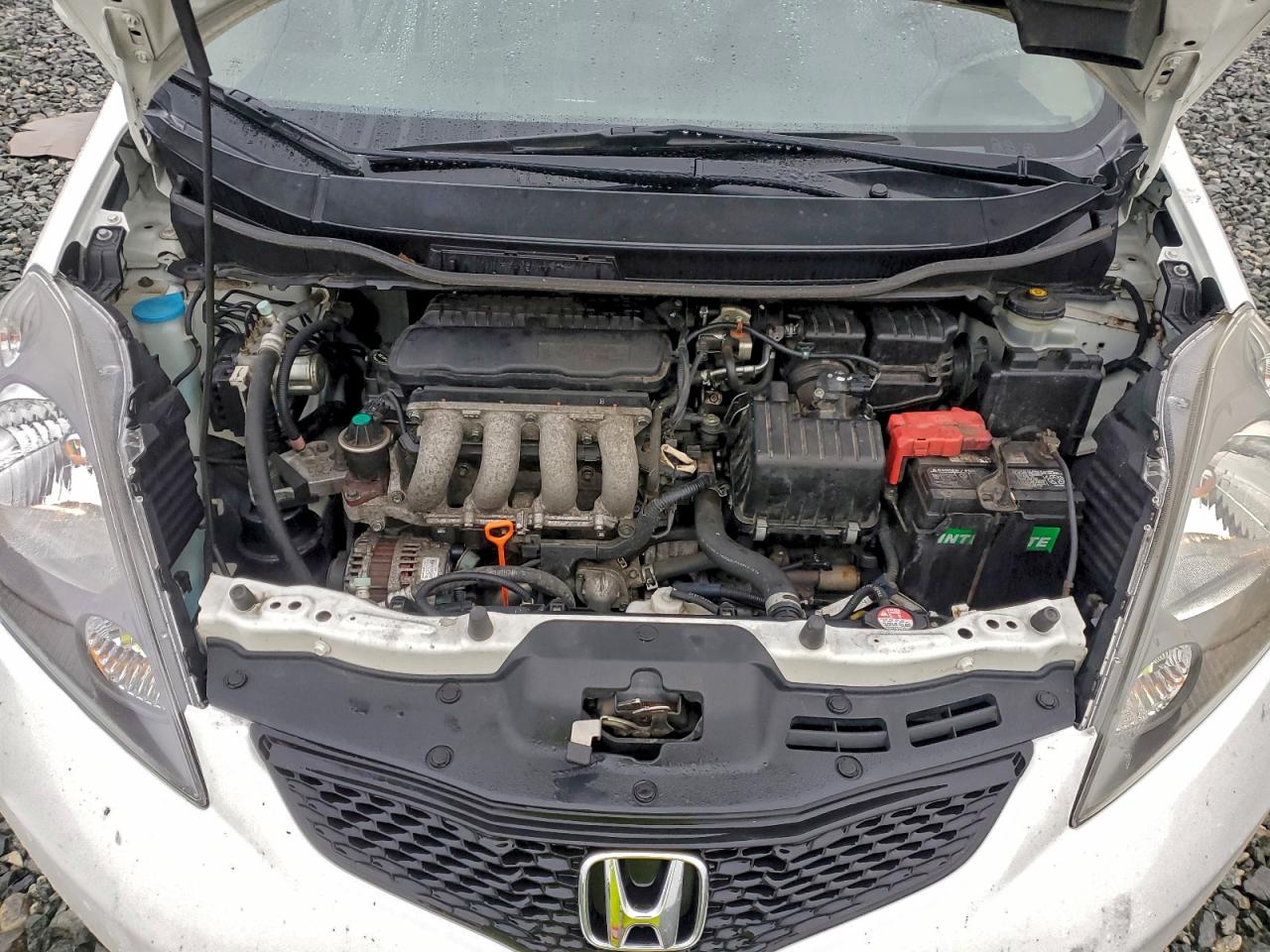 2013 HONDA FIT photo 11
