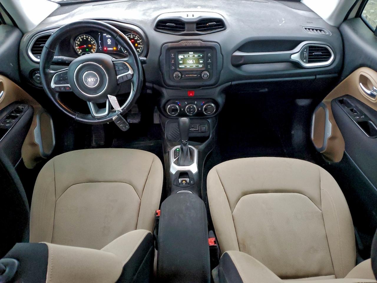 2017 JEEP RENEGADE LATITUDE photo 8