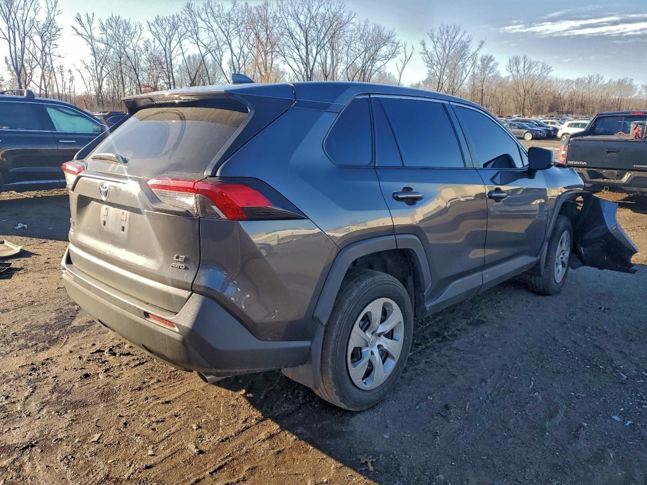 2024 TOYOTA RAV4 LE photo 3