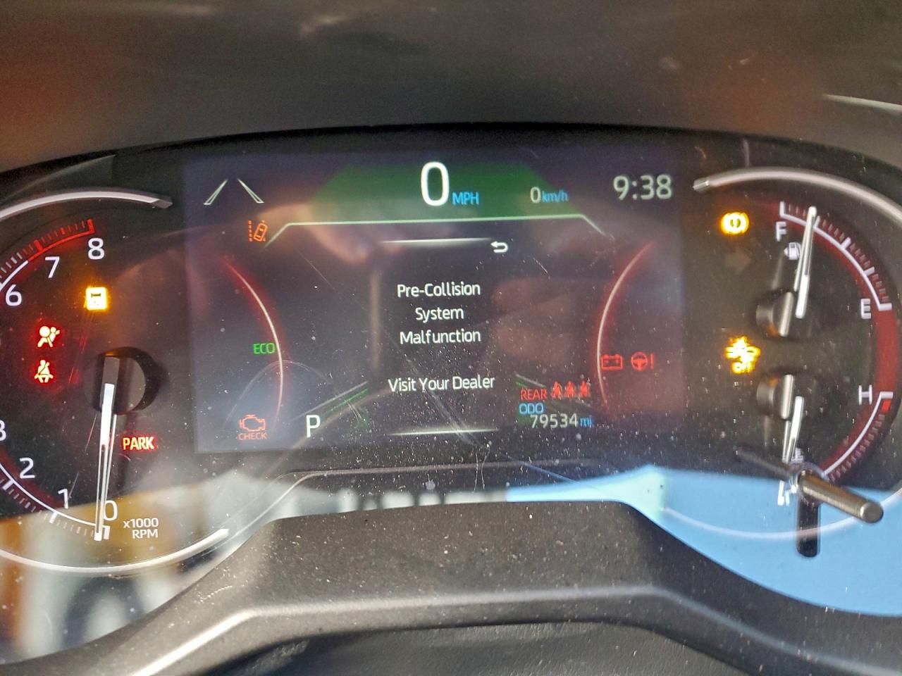 2024 TOYOTA RAV4 LE photo 9