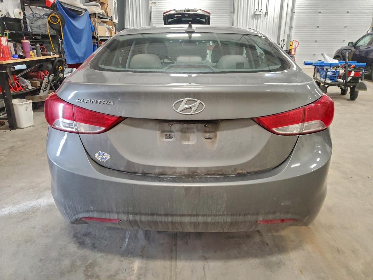 2013 HYUNDAI ELANTRA GLS photo 6