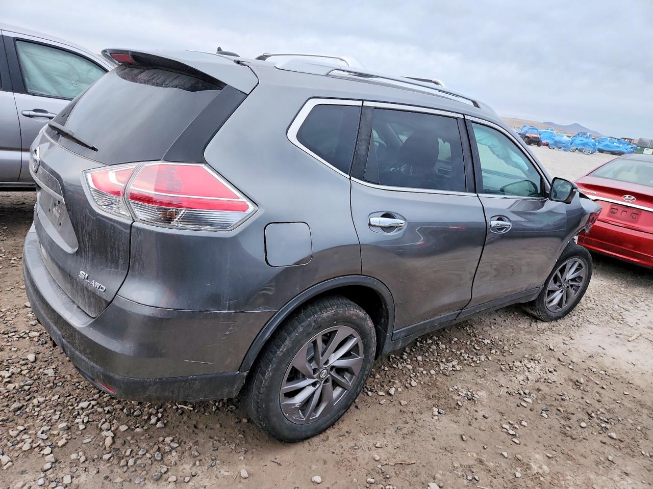 2016 NISSAN ROGUE S photo 3