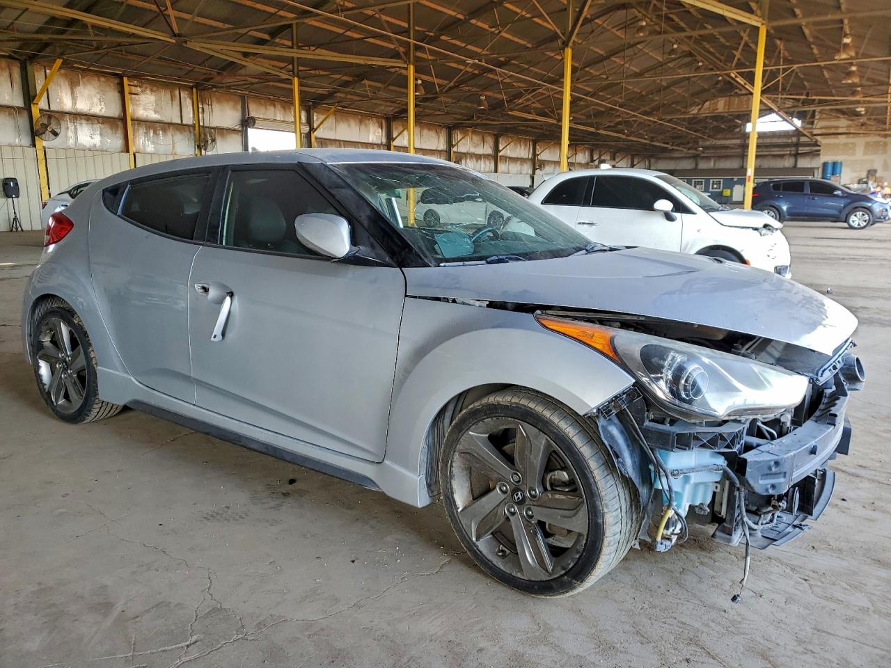 2015 HYUNDAI VELOSTER TURBO photo 4