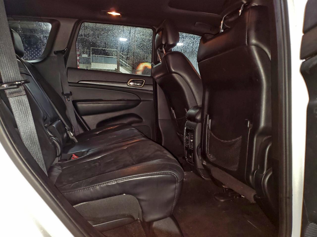 2015 JEEP GRAND CHEROKEE LAREDO photo 11
