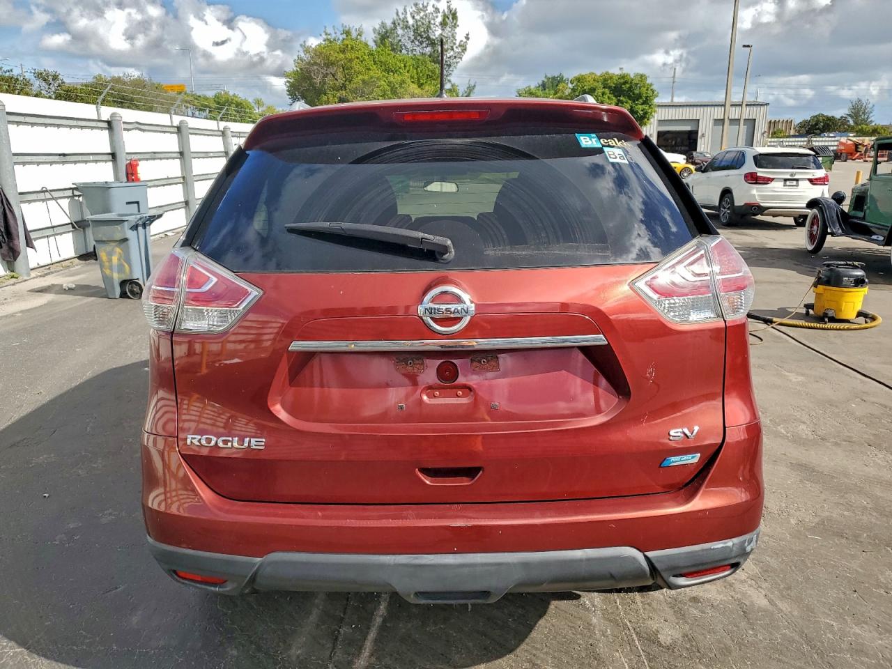 2014 NISSAN ROGUE S photo 6
