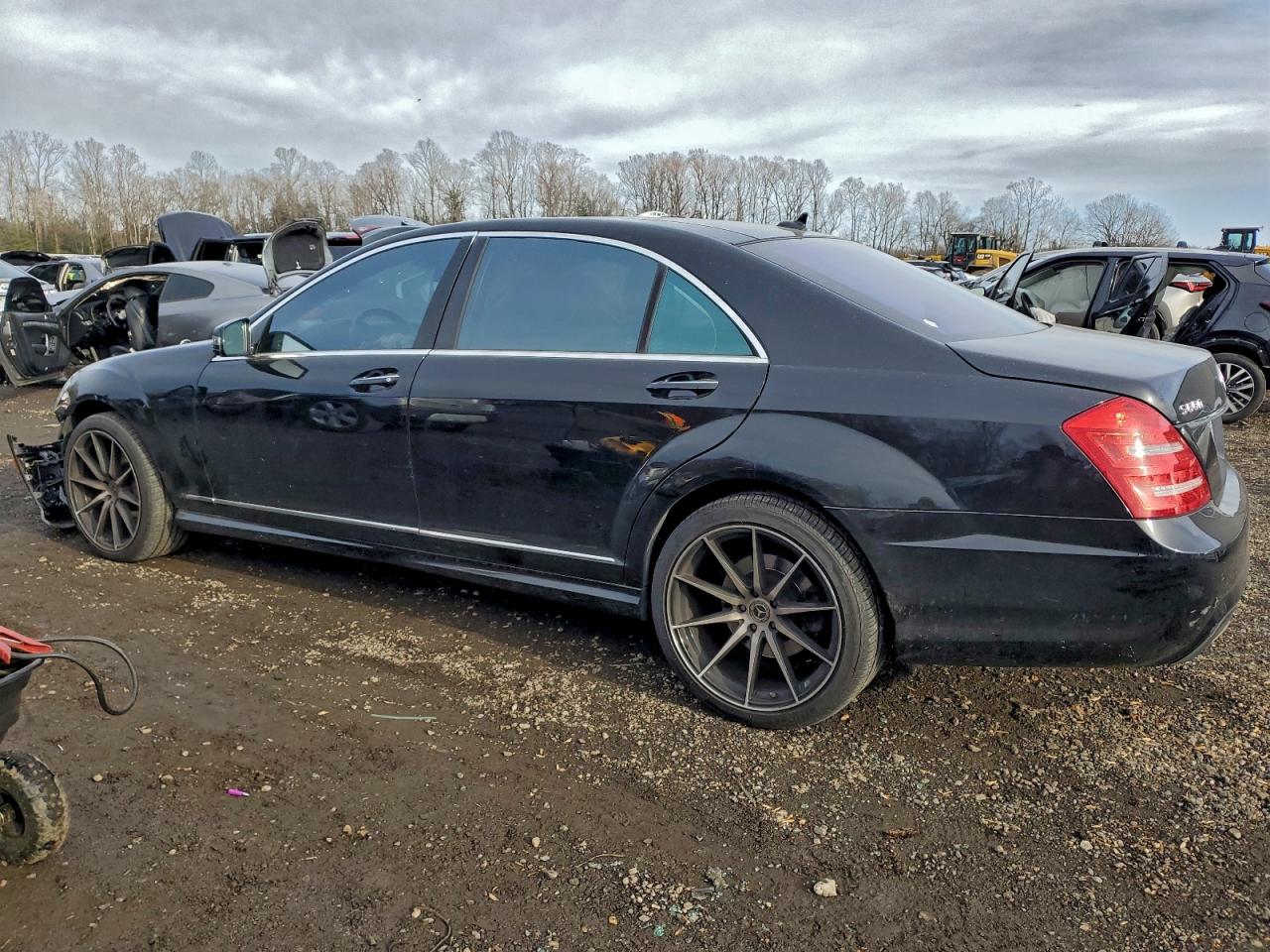 2013 MERCEDES-BENZ S 550 4MATIC photo 2