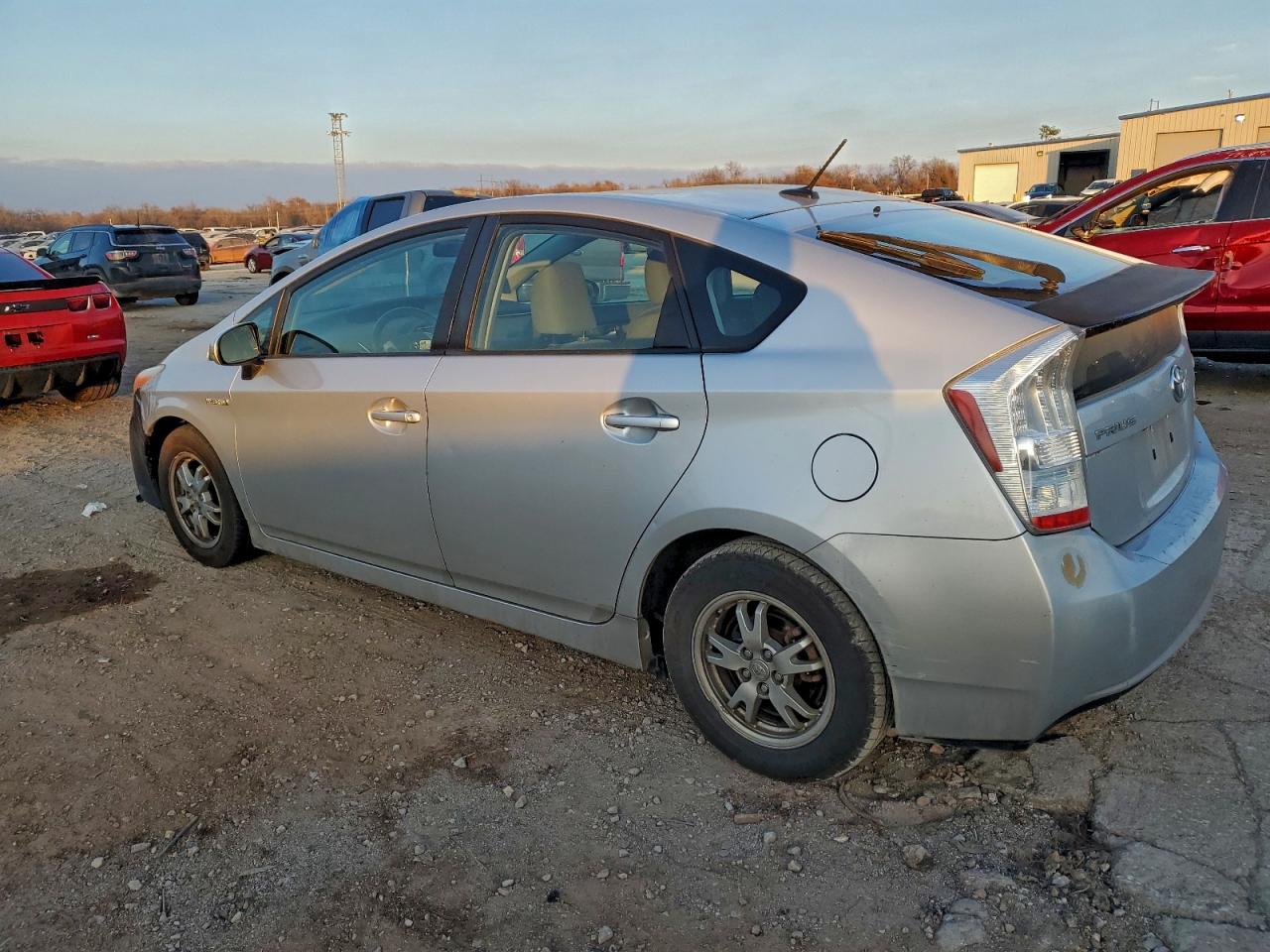 2010 TOYOTA PRIUS photo 2