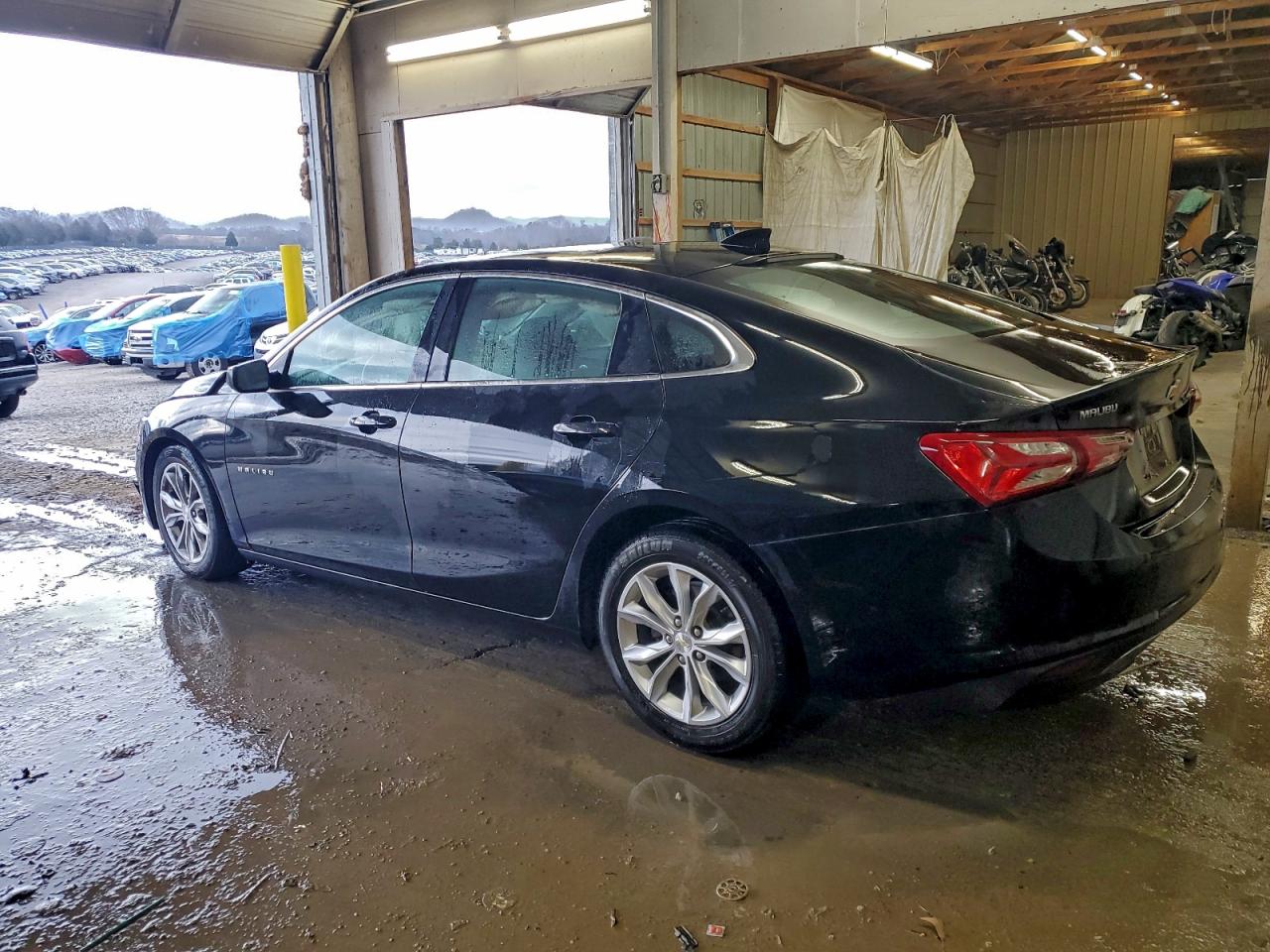 2020 CHEVROLET MALIBU LT photo 2